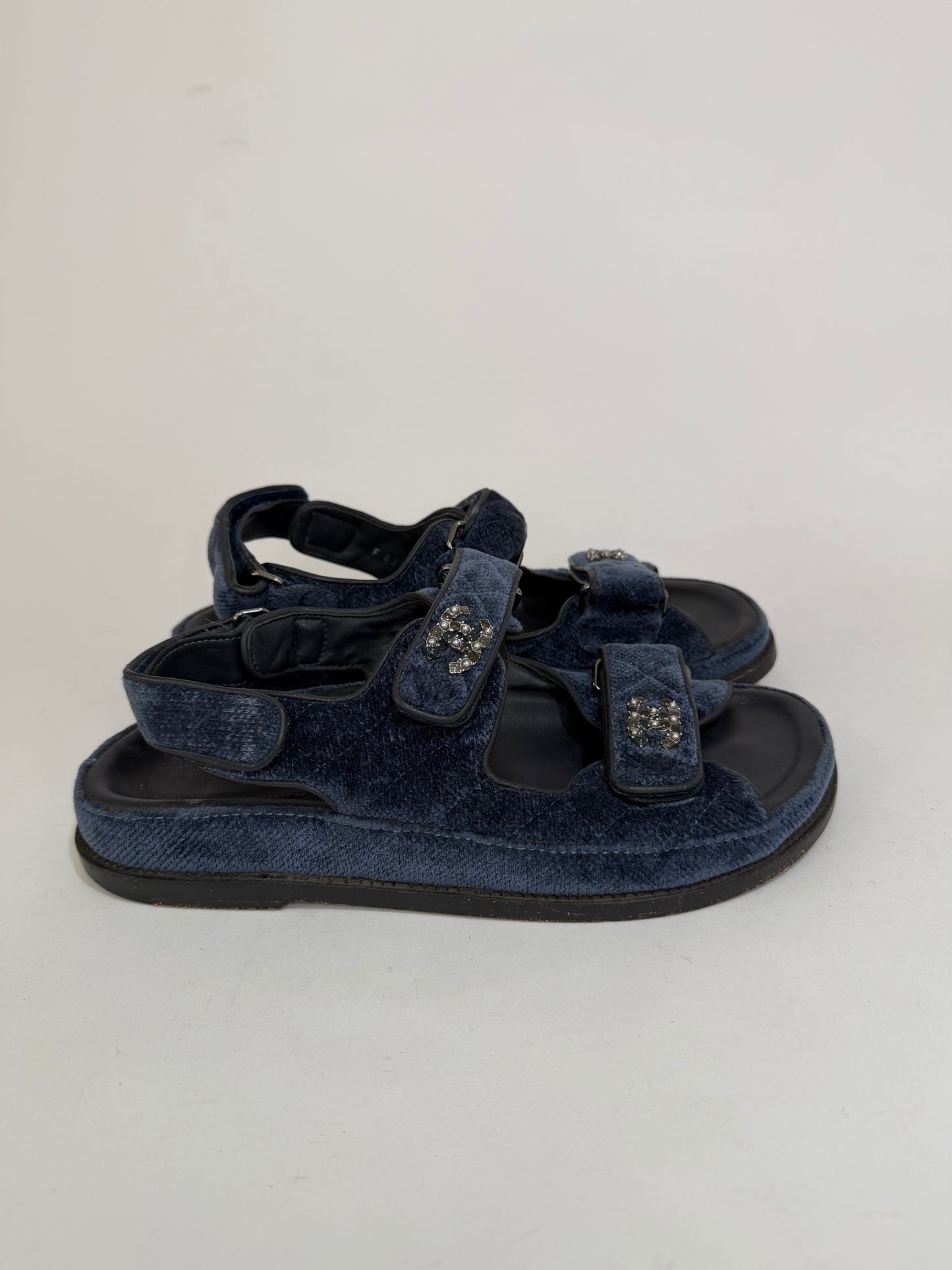 CHANEL
Velvet Quilted Velcro Dad Sandals 38 EU/ 8 US Blue