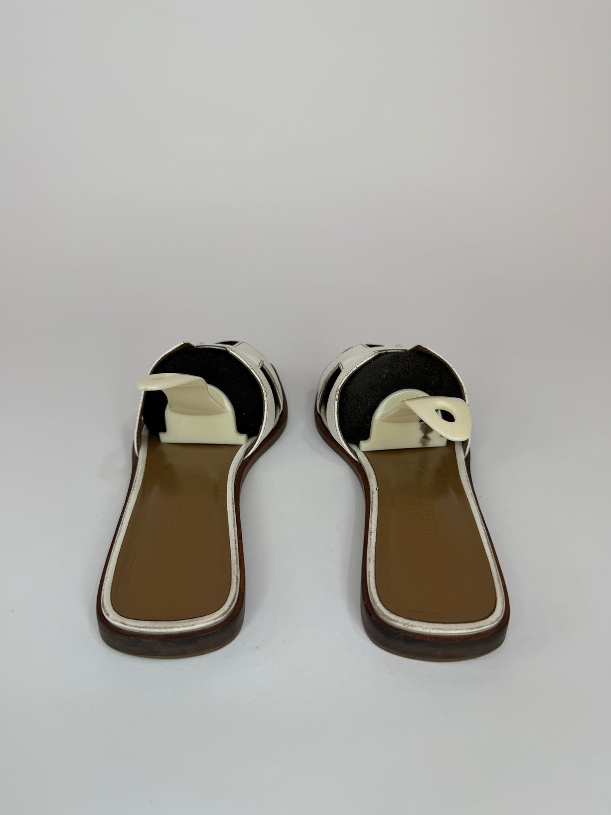 HERMES White Box Calfskin Oran Sandals 36.5 EU/ 6.5 US / 3.5 UK