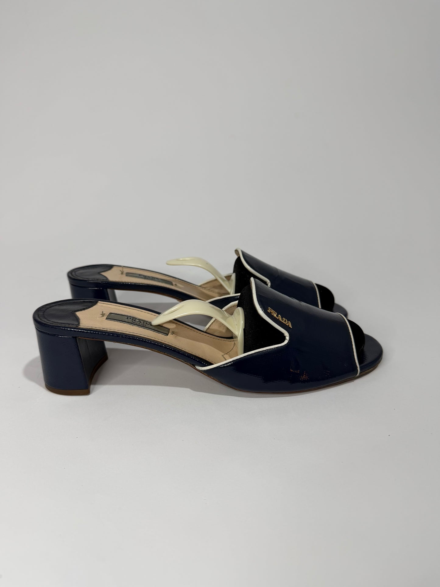Prada Navy Blue Vernice Saffiano Leather Slide Sandals Size 40.5EU/ 10.5 US/ 7.5 UK