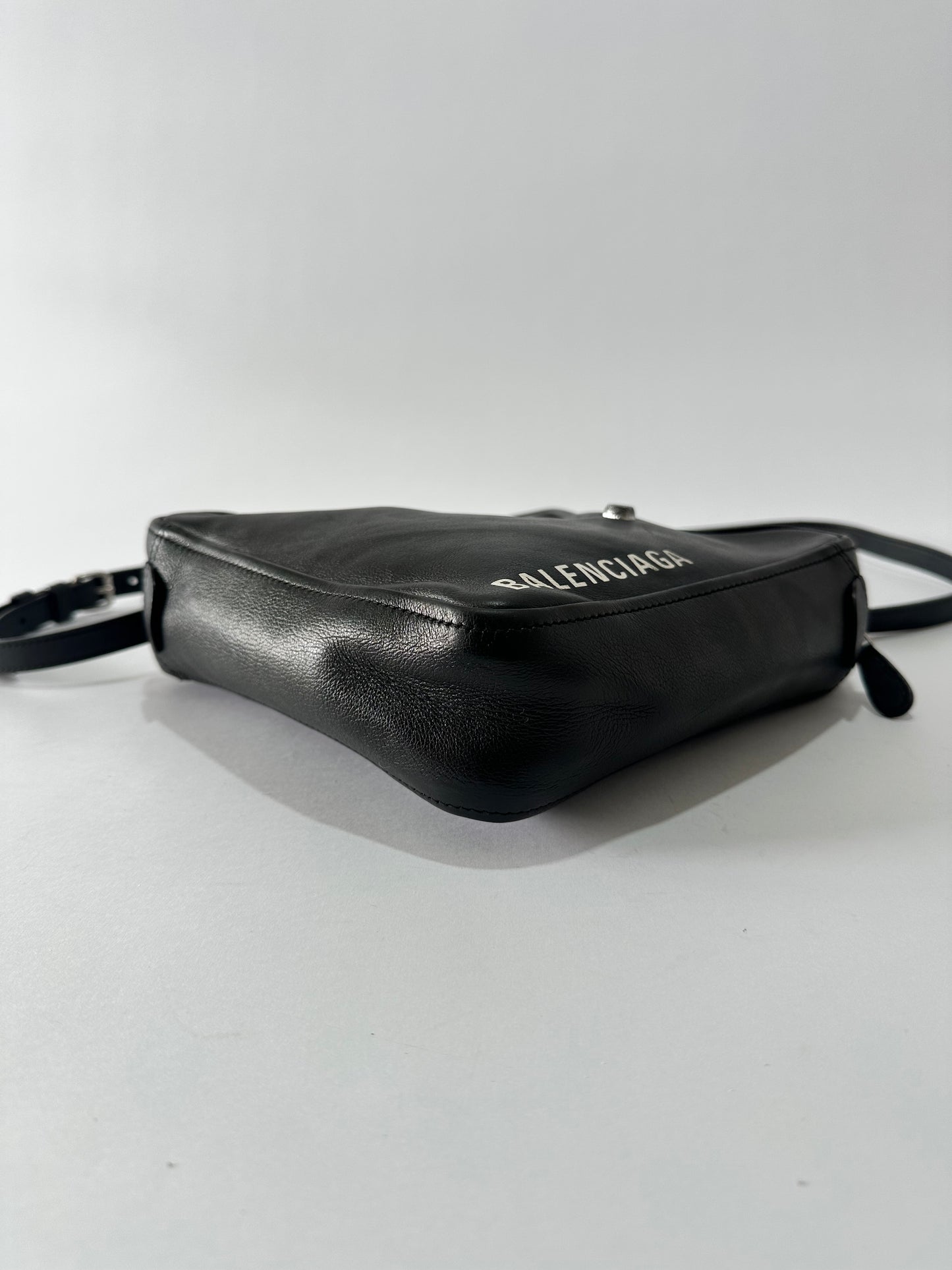 BALENCIAGA 
Calfskin XS Triangle Duffle Black