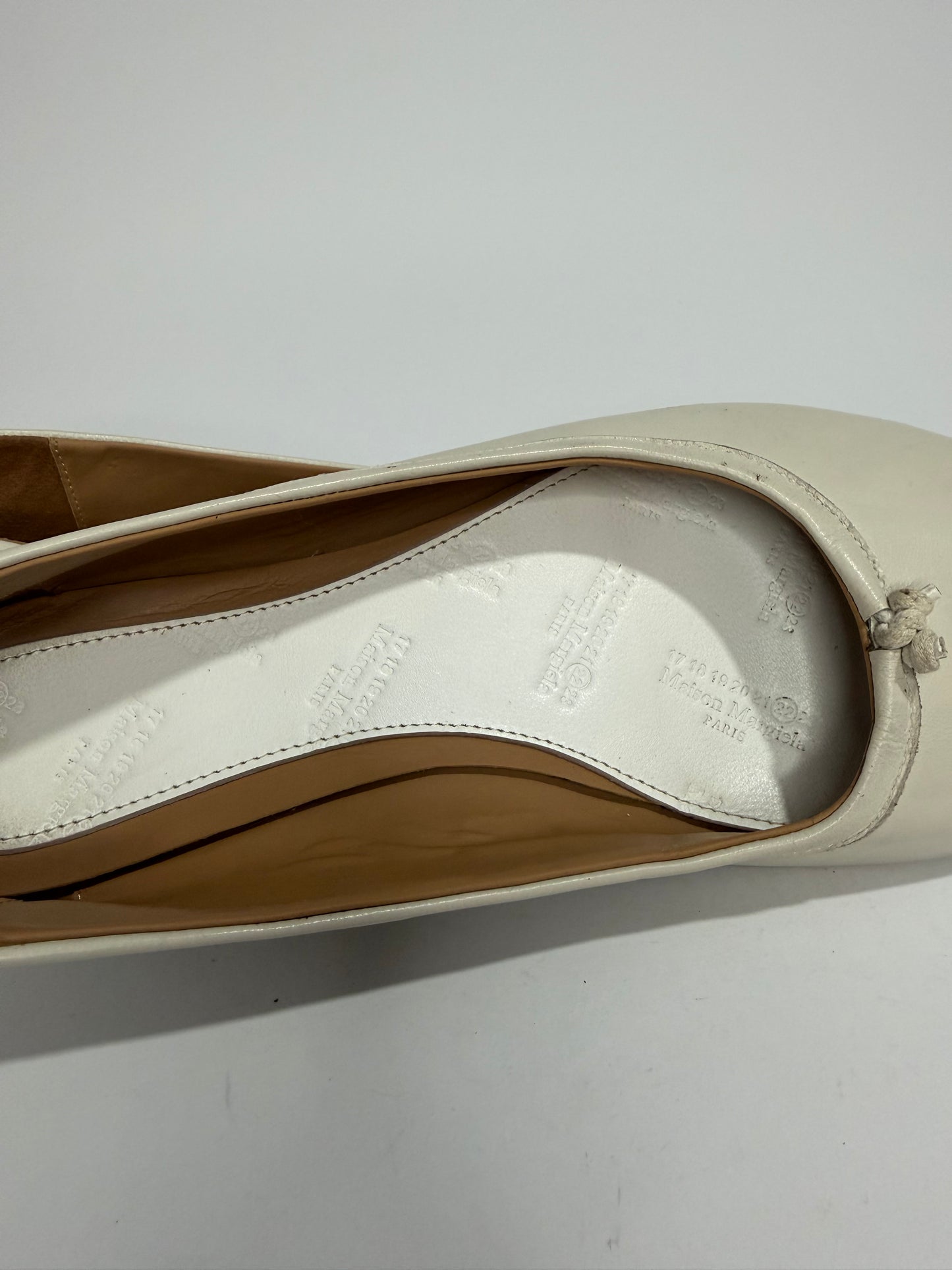 Maison Margiela Tabi Ballet Flats Ivory Leather Split-Toe EU 39
