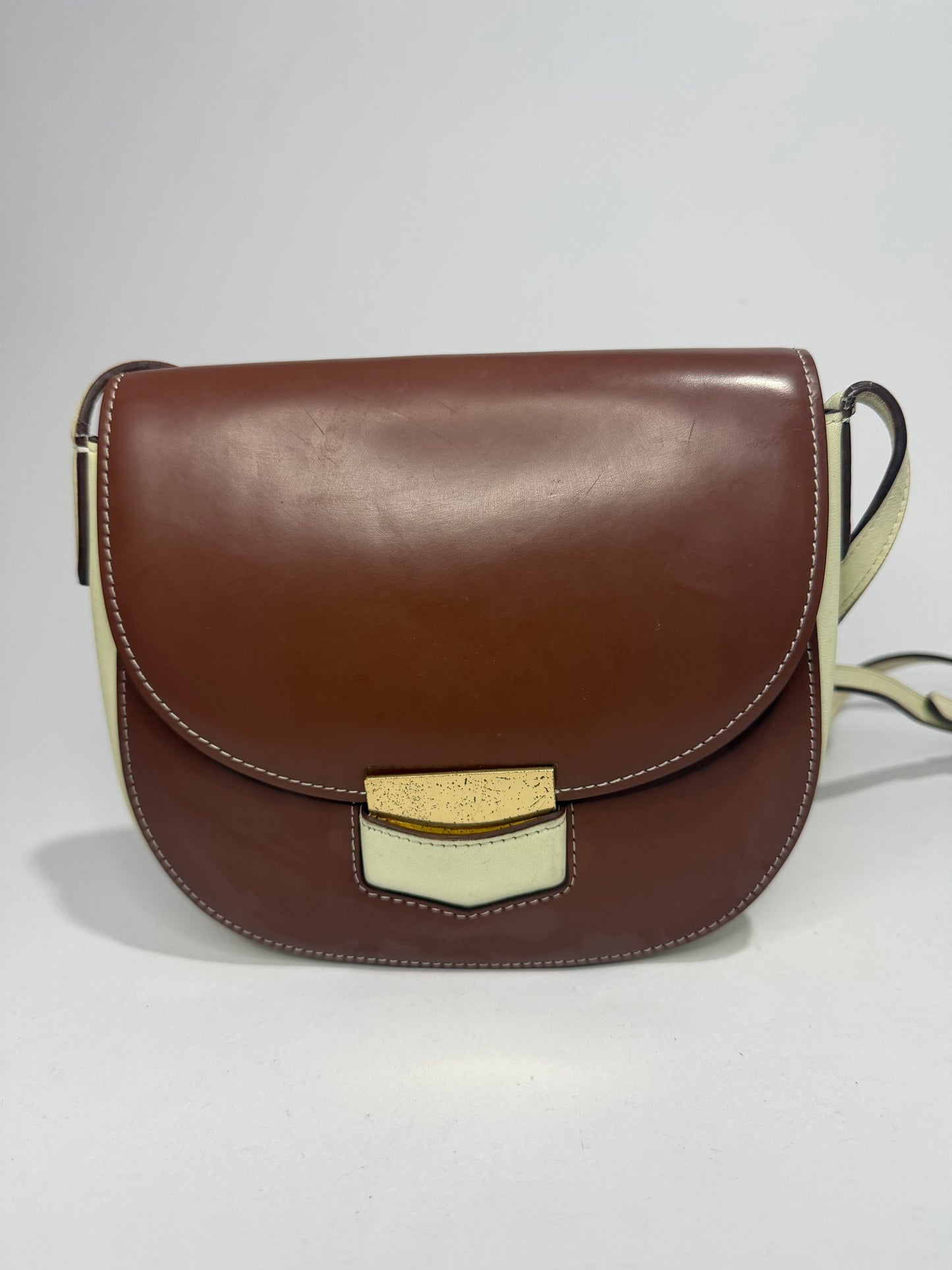 Certified Authentic
CELINE
Supersoft Calfskin Trotteur Caramel