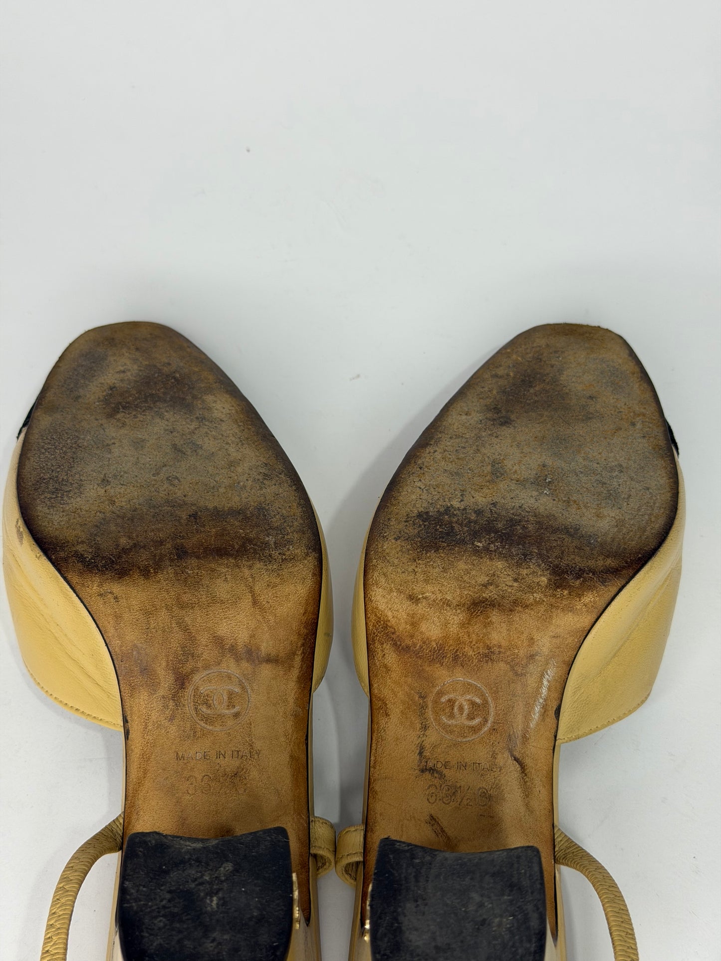Chanel Beige/Black Leather and Canvas CC Slingback Pumps Size 36.5 EU/6.5 US