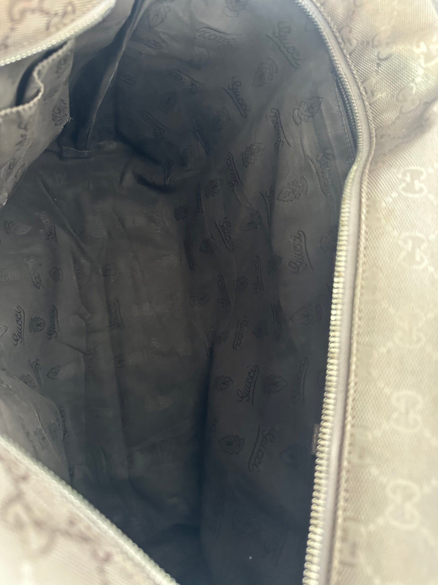 Gucci Metallic  Imprime GG Tote Medium