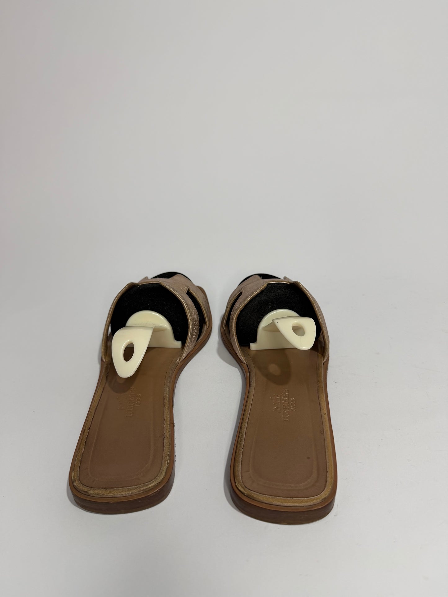 HERMES Metallic Box Calfskin Oran Sandals 38 EU/ 8 US / 5 UK