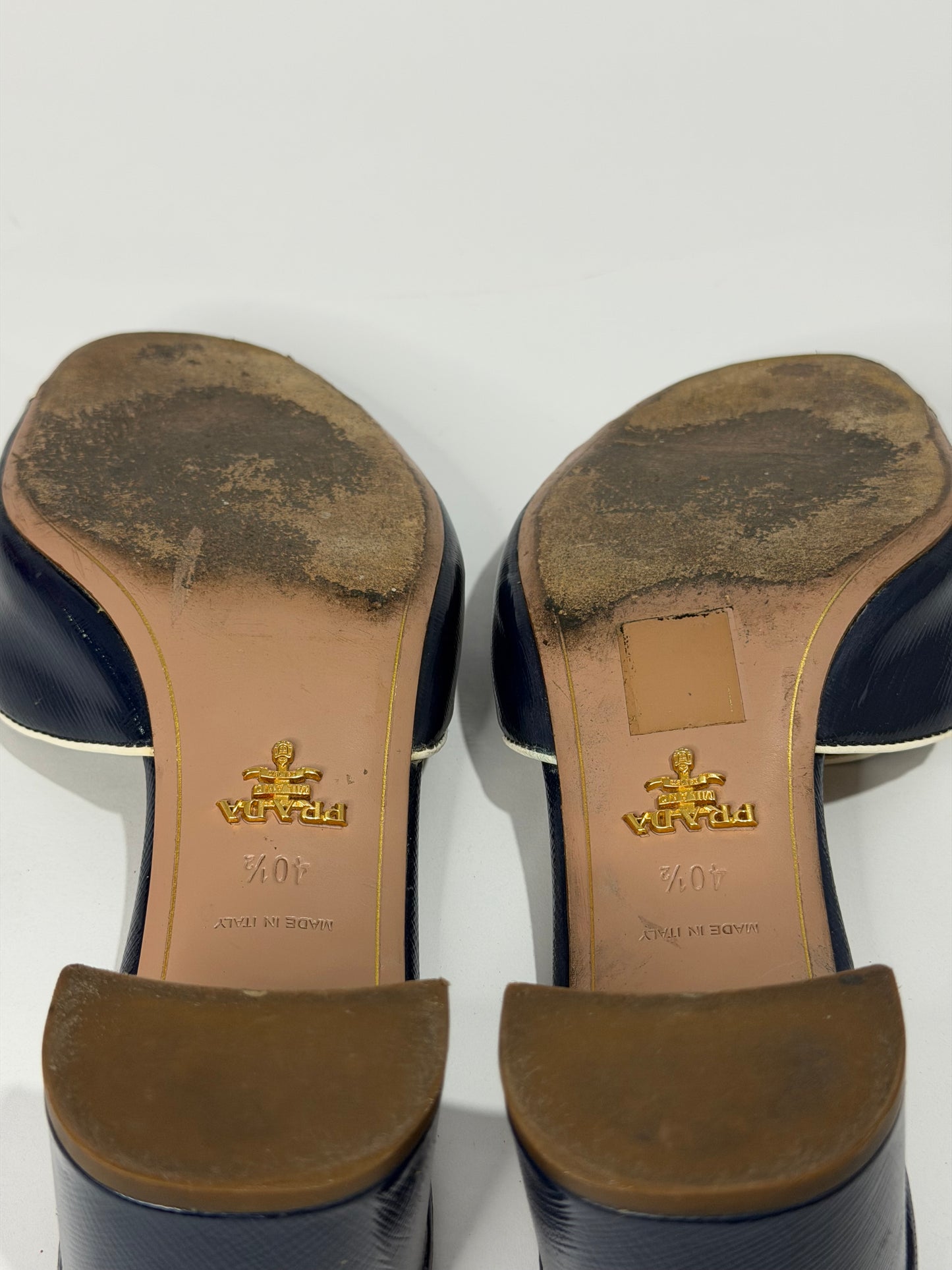 Prada Navy Blue Vernice Saffiano Leather Slide Sandals Size 40.5EU/ 10.5 US/ 7.5 UK