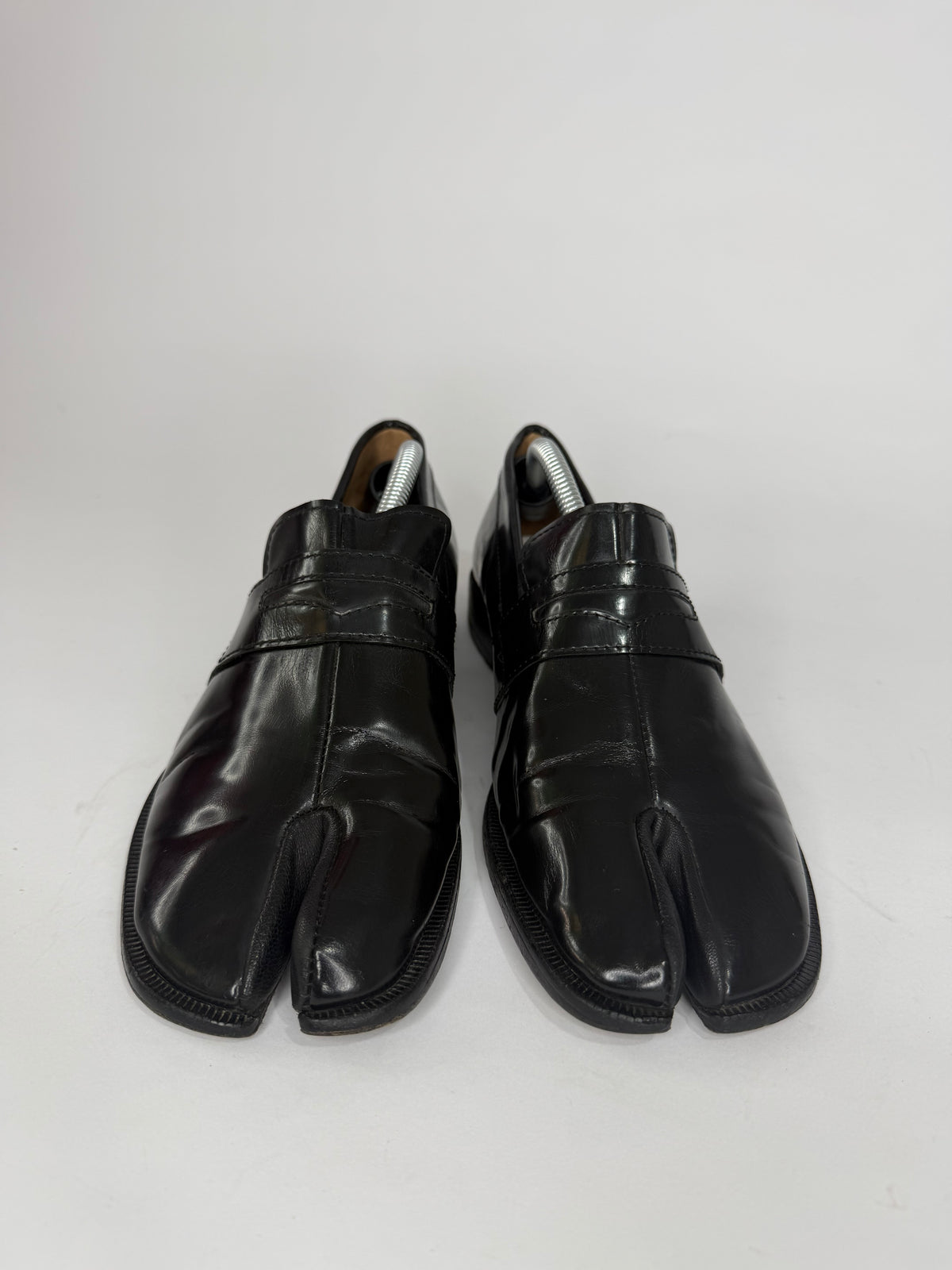 Maison MargeilaTabi split-toe loafers Size 39 EU/ 9 US/ 6 UK