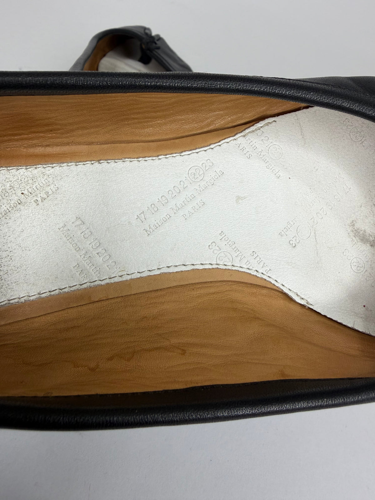 Maison Margiela Tabi Ballet Flats Black Leather Split-Toe EU 38 EU/ 8 US