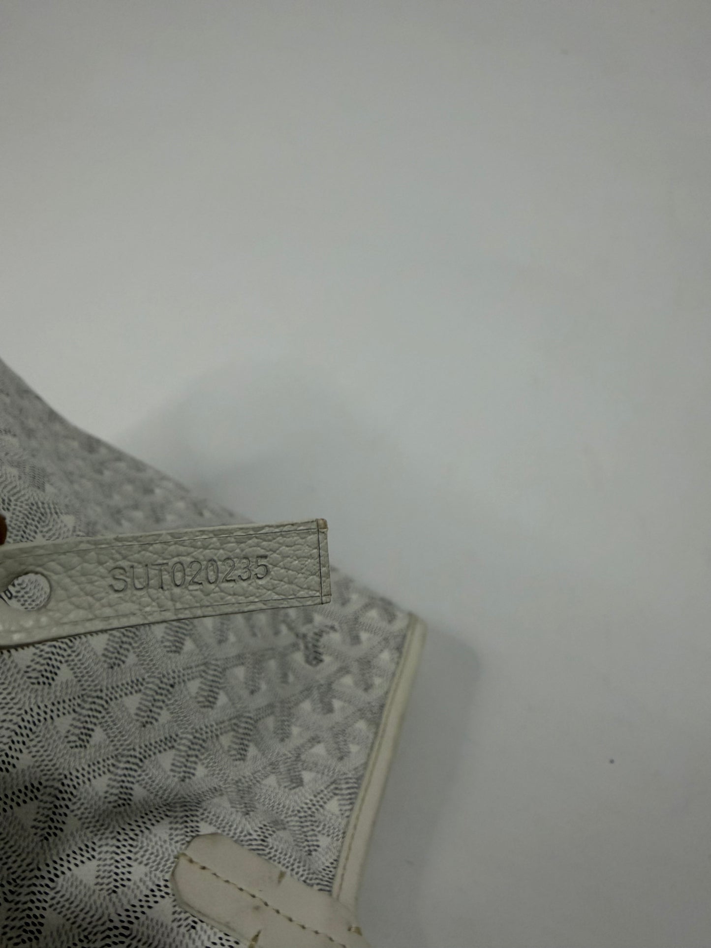 GOYARD Saint Louis GM White.