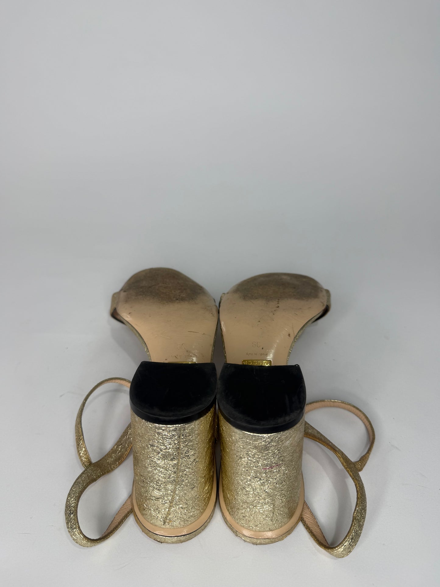Gucci Metallic Gold Crinkled Leather GG Marmont Ankle Strap Sandals Size 39 EU/ 9 US/ 6 UK