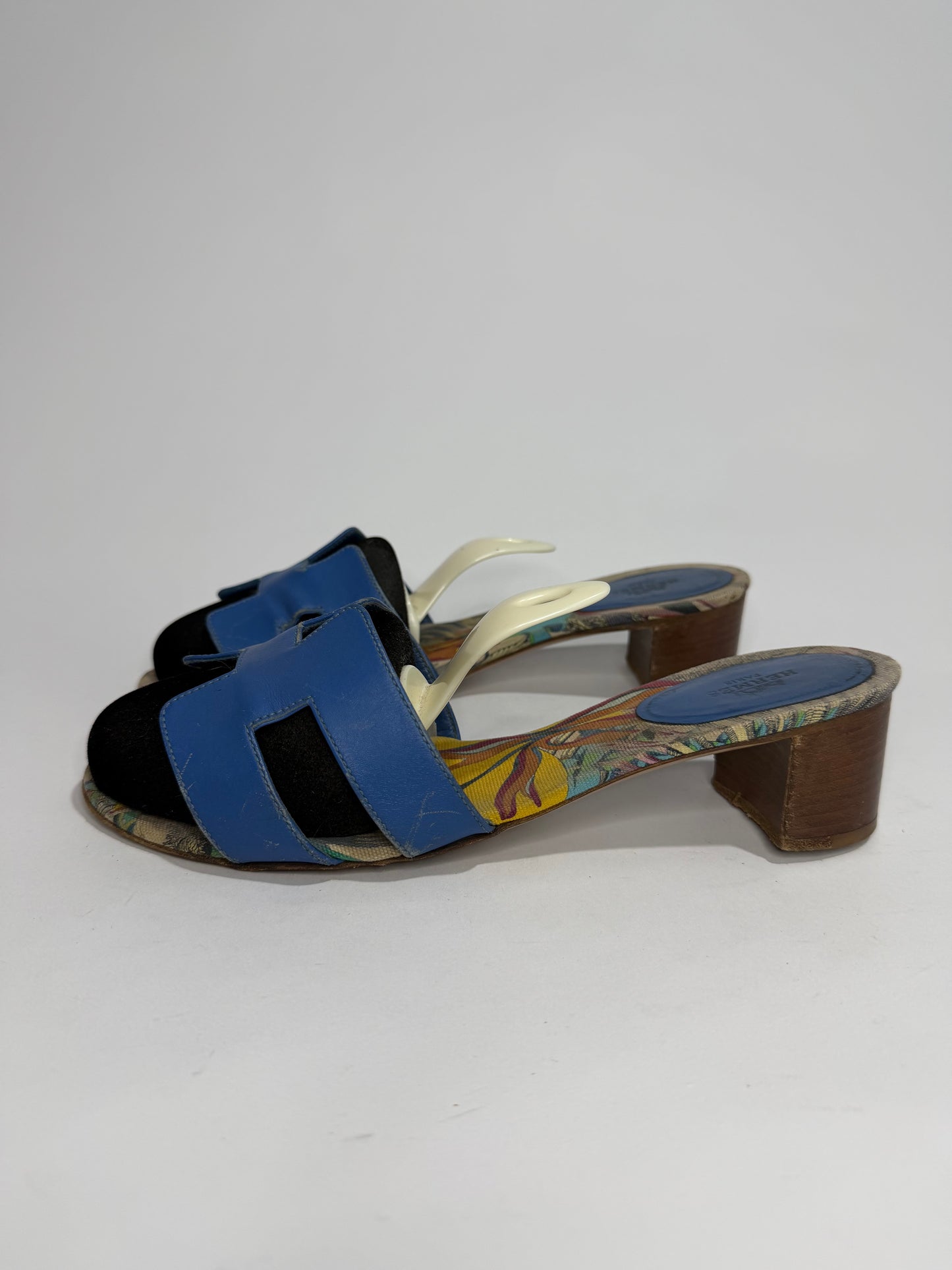Hermès Oran H Cut-Out Heeled Sandals Blue Leather / Printed Canvas Size 39 EU/ 9 US/ 6 Uk