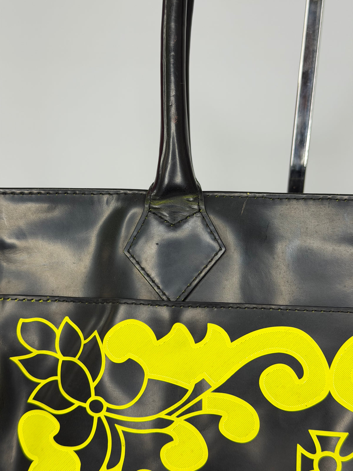 Vivienne Westwood Black Leather Floral Orb Tote Bag – Yellow Baroque Print