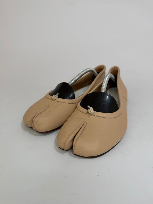 Maison Margiela Tabi Ballet Flats Beige Leather Split-Toe EU 39