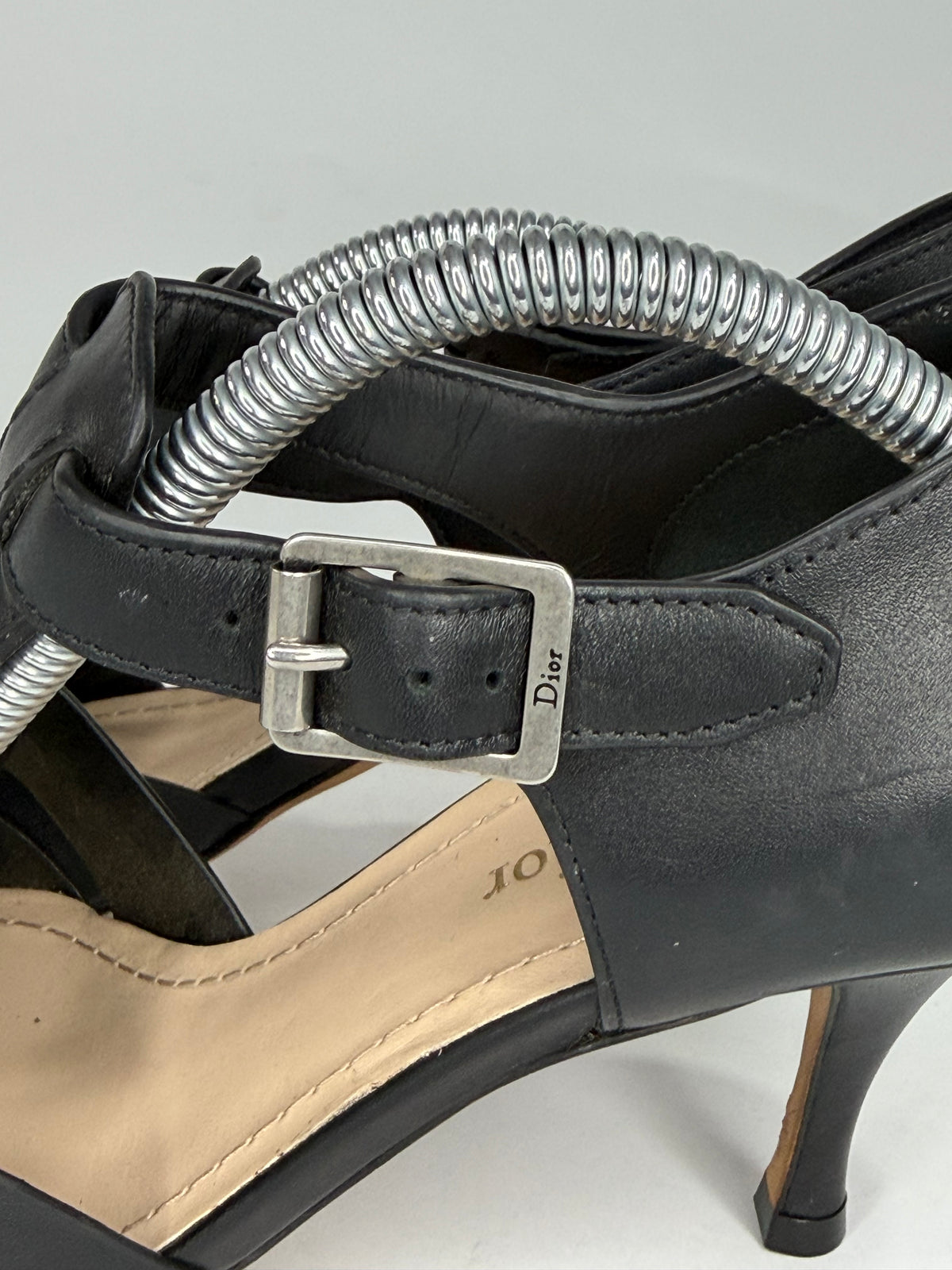 Christian Dior
Leather T-Strap Pumps
Women's Size 35 EU/ 5 US