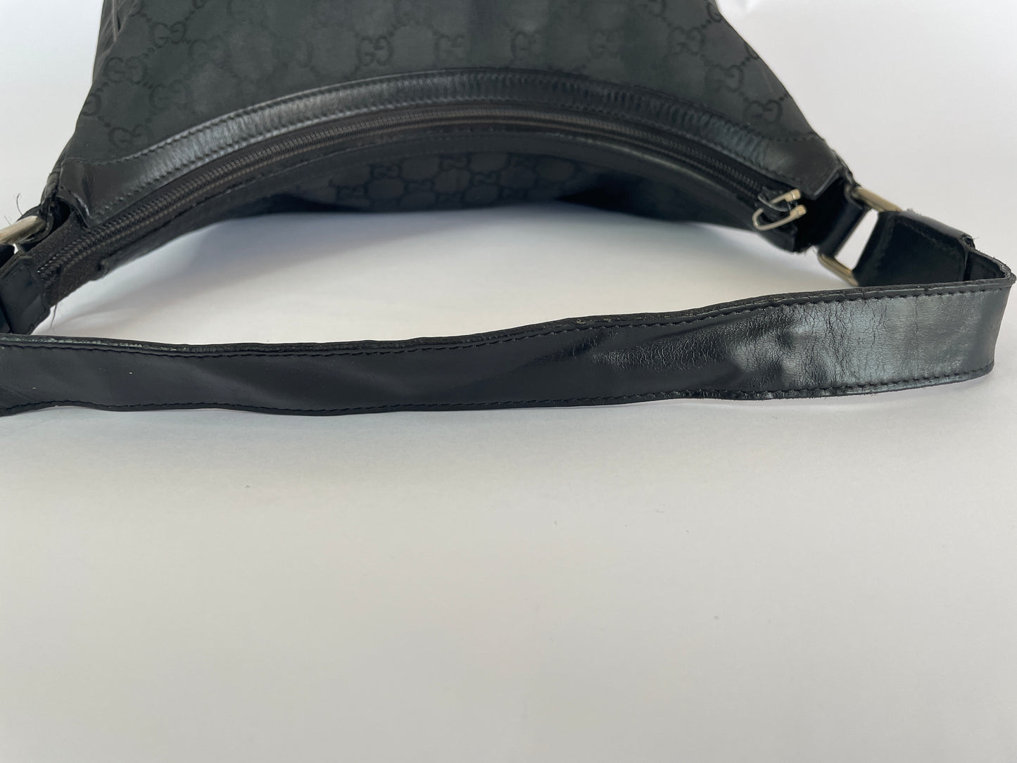 GUCCI
Nylon Shoulder Bag Black