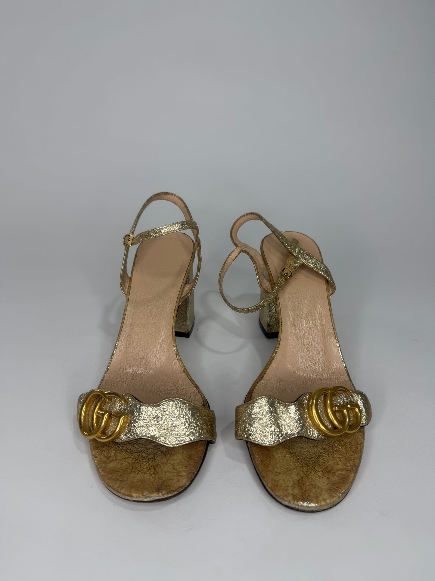 Gucci Metallic Gold Crinkled Leather GG Marmont Ankle Strap Sandals Size 39 EU/ 9 US/ 6 UK
