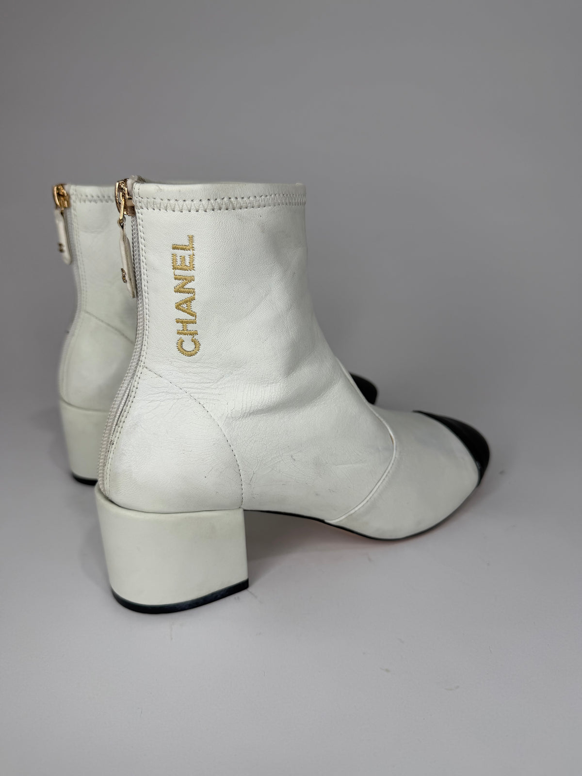 Chanel White Leather Cap Toe Ankle Boots Black Toe Size 37EU/ 7 US/ 4 UK