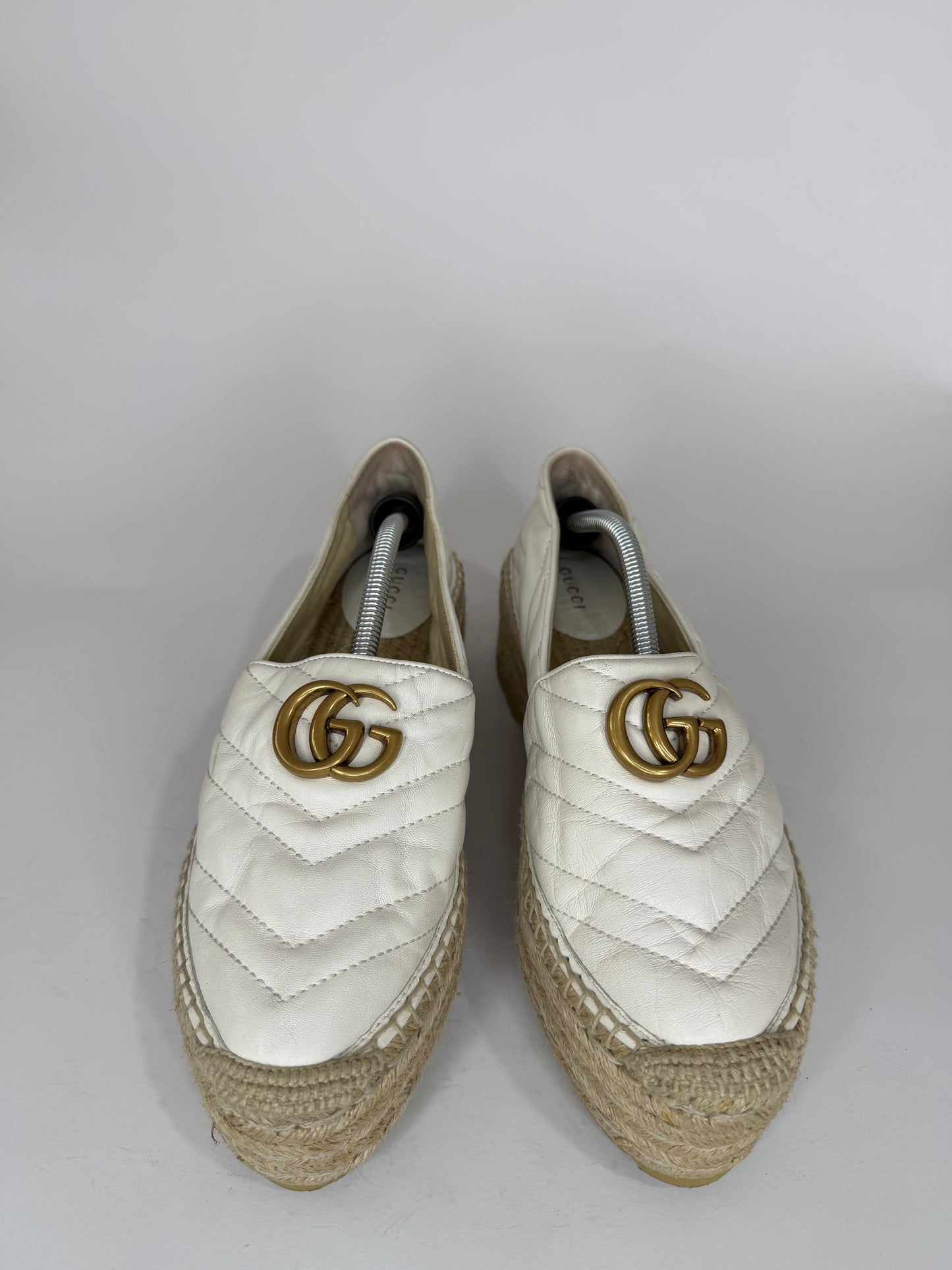 Gucci White Leather GG Marmont Espadrille Flats Size 39 EU/ 9 US/ 6 US