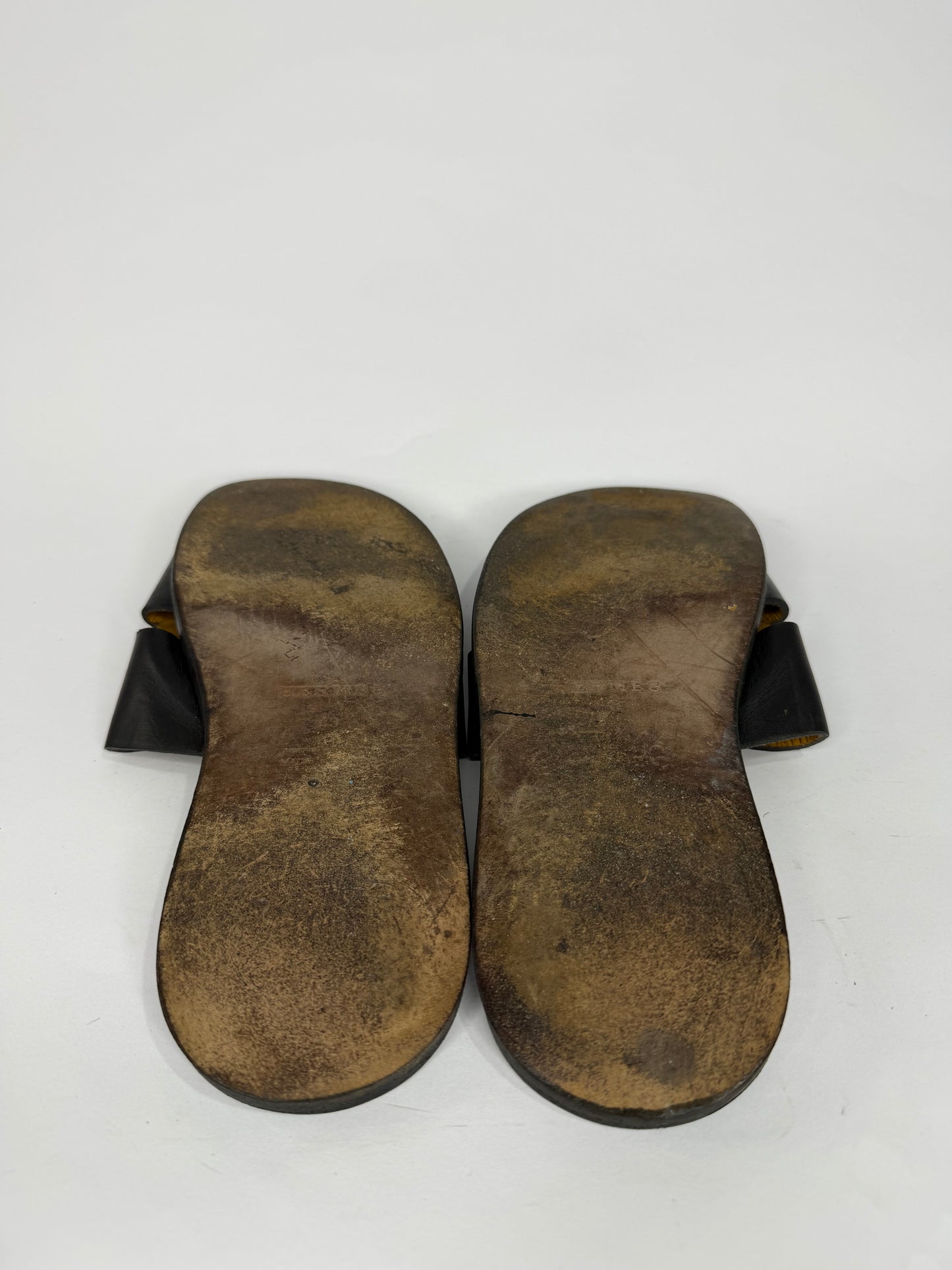 Hermes Black Izmir Leather sandal Size 43 EU/ 10 US/ 9 UK