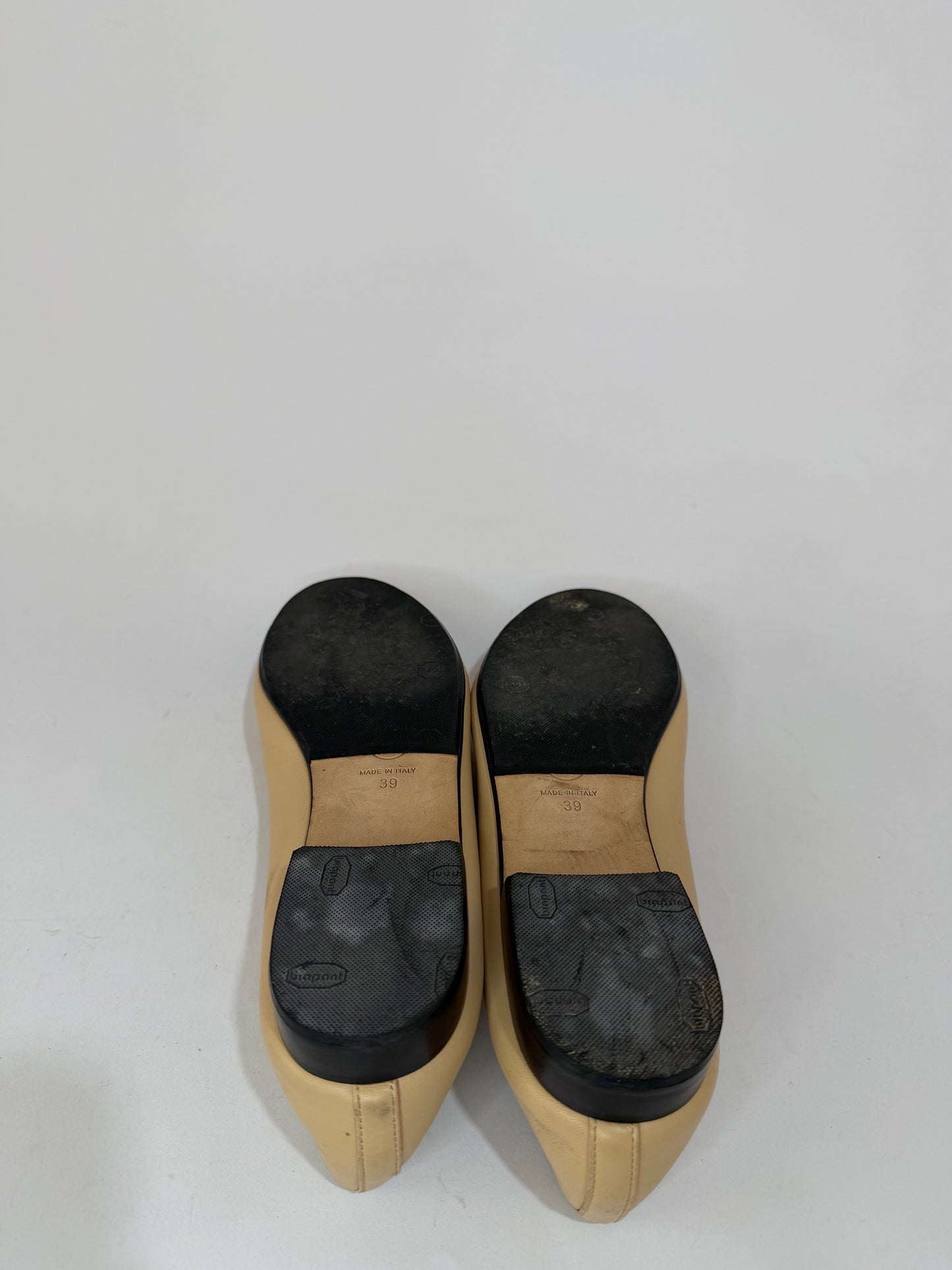 CHANEL Beige/Black Lambskin Leather CC Ballet Flats Size 39 EU/ 9 US