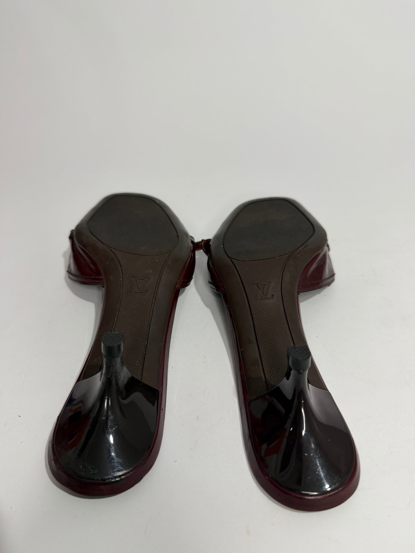 Louis Vuitton Patent Leather Fringe Mule Heels – Burgundy / Bordeaux with Gold LV Hardware