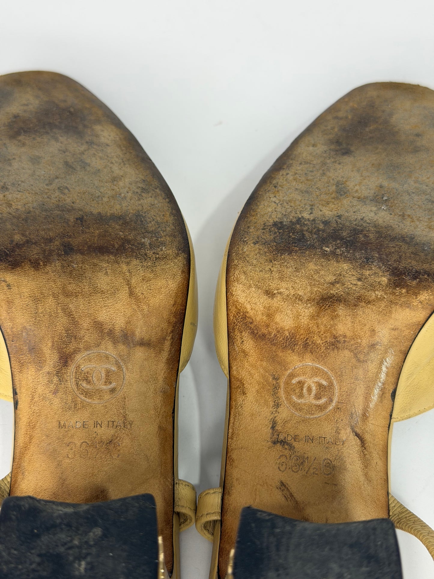 Chanel Beige/Black Leather and Canvas CC Slingback Pumps Size 36.5 EU/6.5 US