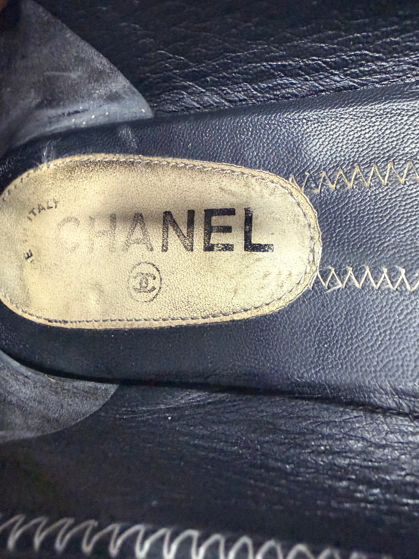 Vintage Chanel CC Logo Leather Ballet Flats Size 42 EU/ 8 UK/ 12 US