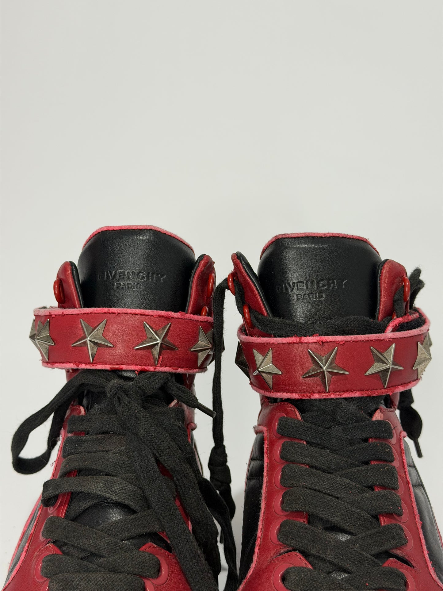 Givenchy Tyson Black/Dark Red Leather Star Studded Sneakers Size 41 EU/ 7.5 UK/ 8.5 US