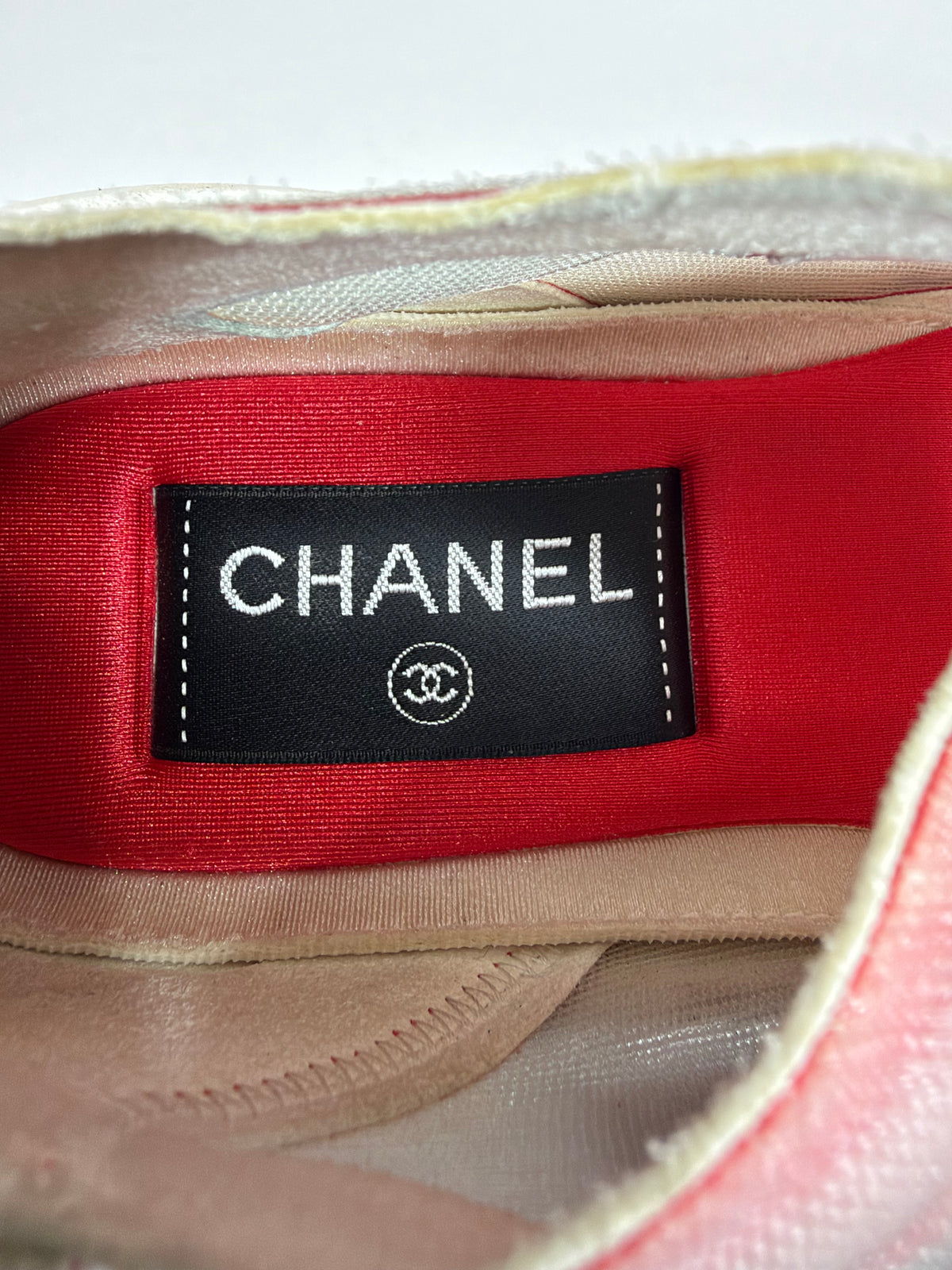 Chanel Pink/White Mesh CC Low Top Sneakers Size 35. 5 EU/ 5.5 US